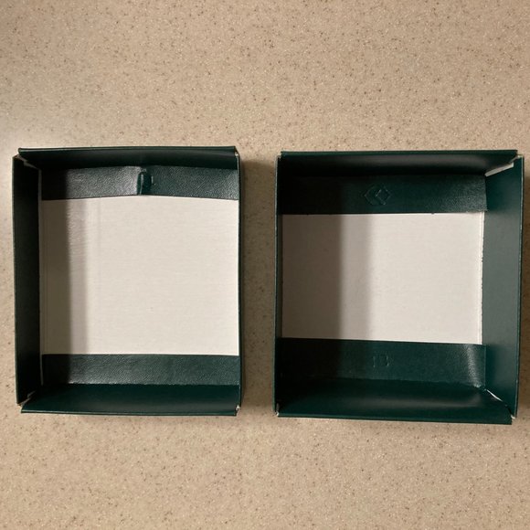 Marshall Fields Small Gift Boxes - Picture 4 of 13